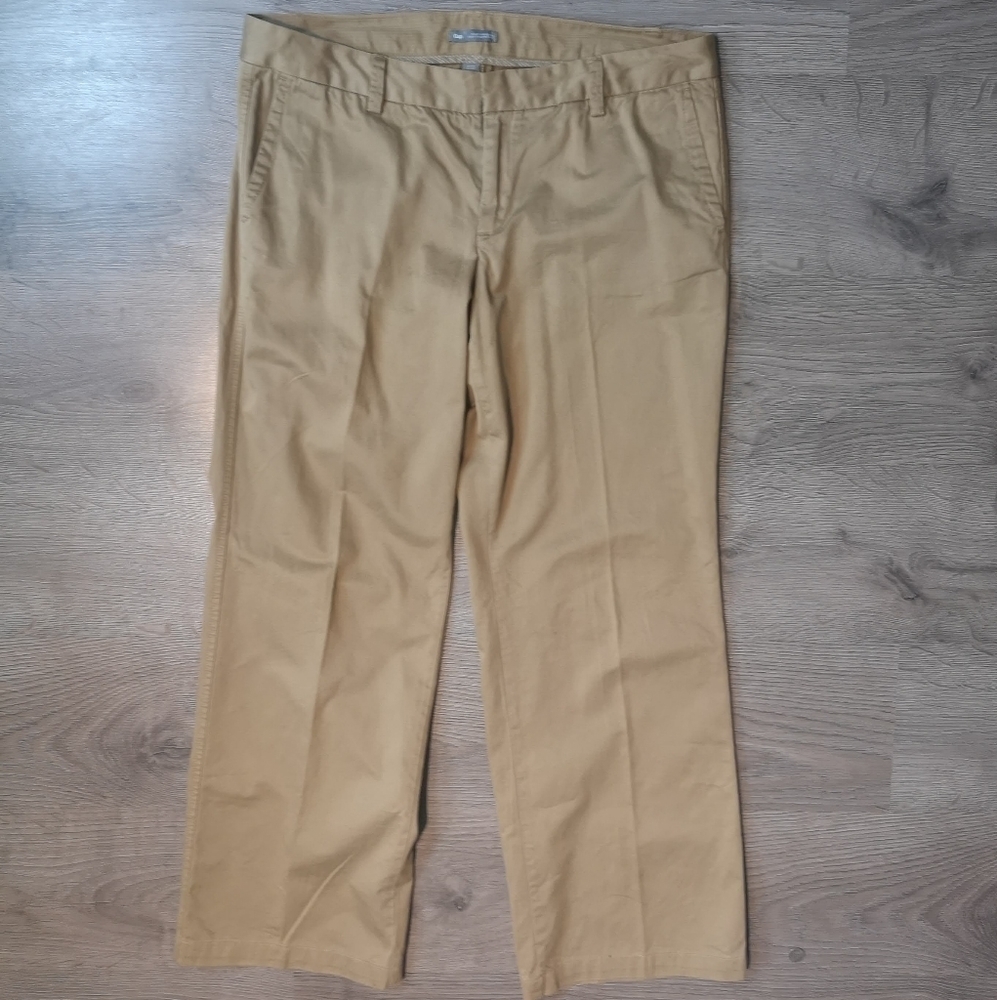 Y2K Vintage Classic American Gap Gender-Neutral low slung flat front Khaki Pants